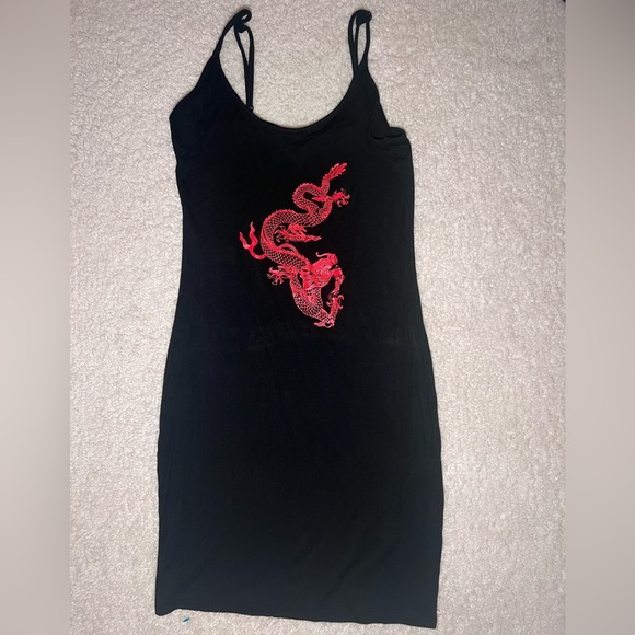 Shein Dragon dress - Picture 1 of 2